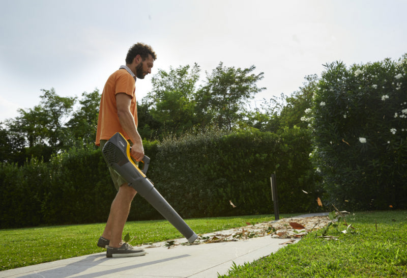 Lapu pūtējs Stiga BL500E Kit + akumulators un lādētājs